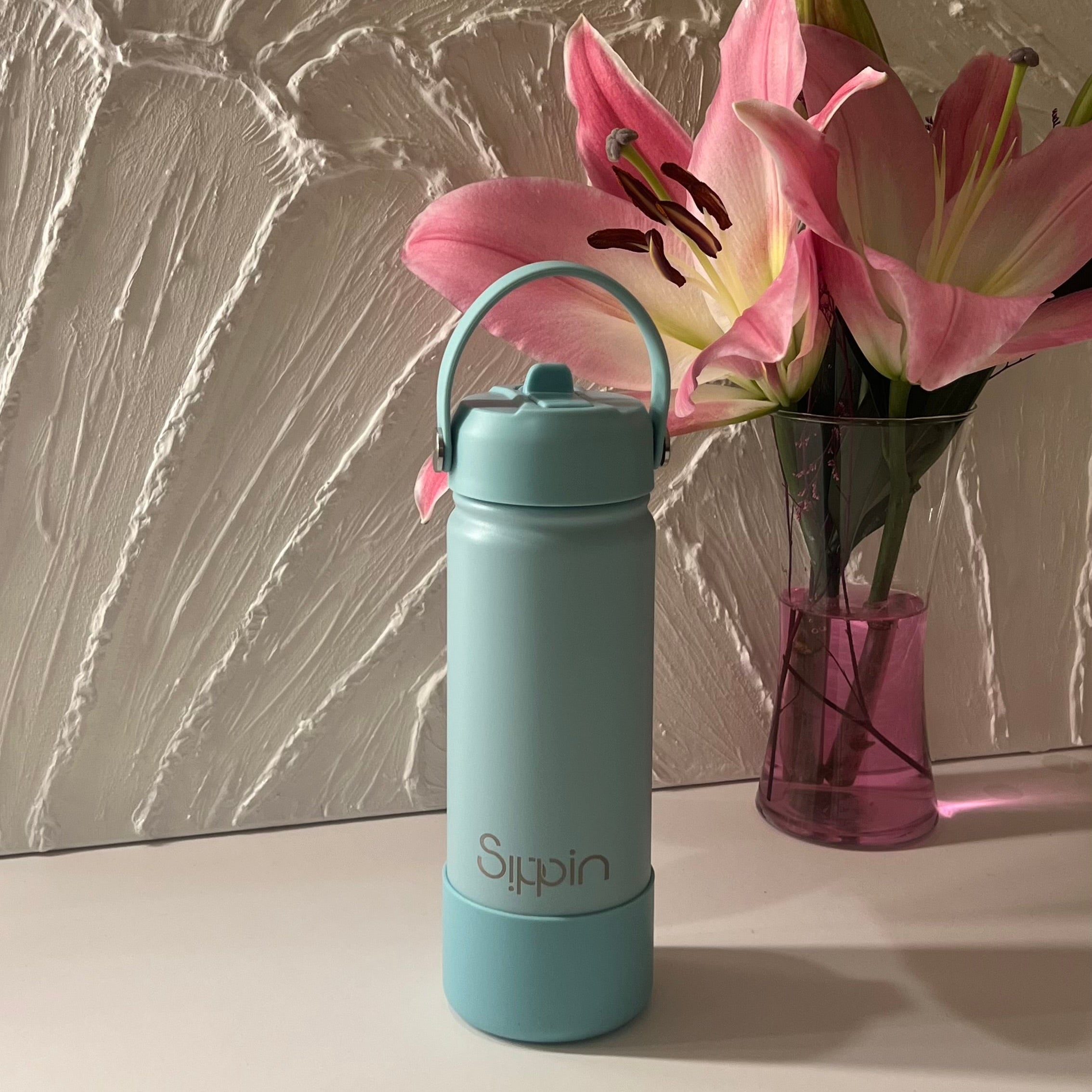 Sipping leakproof bottle’s