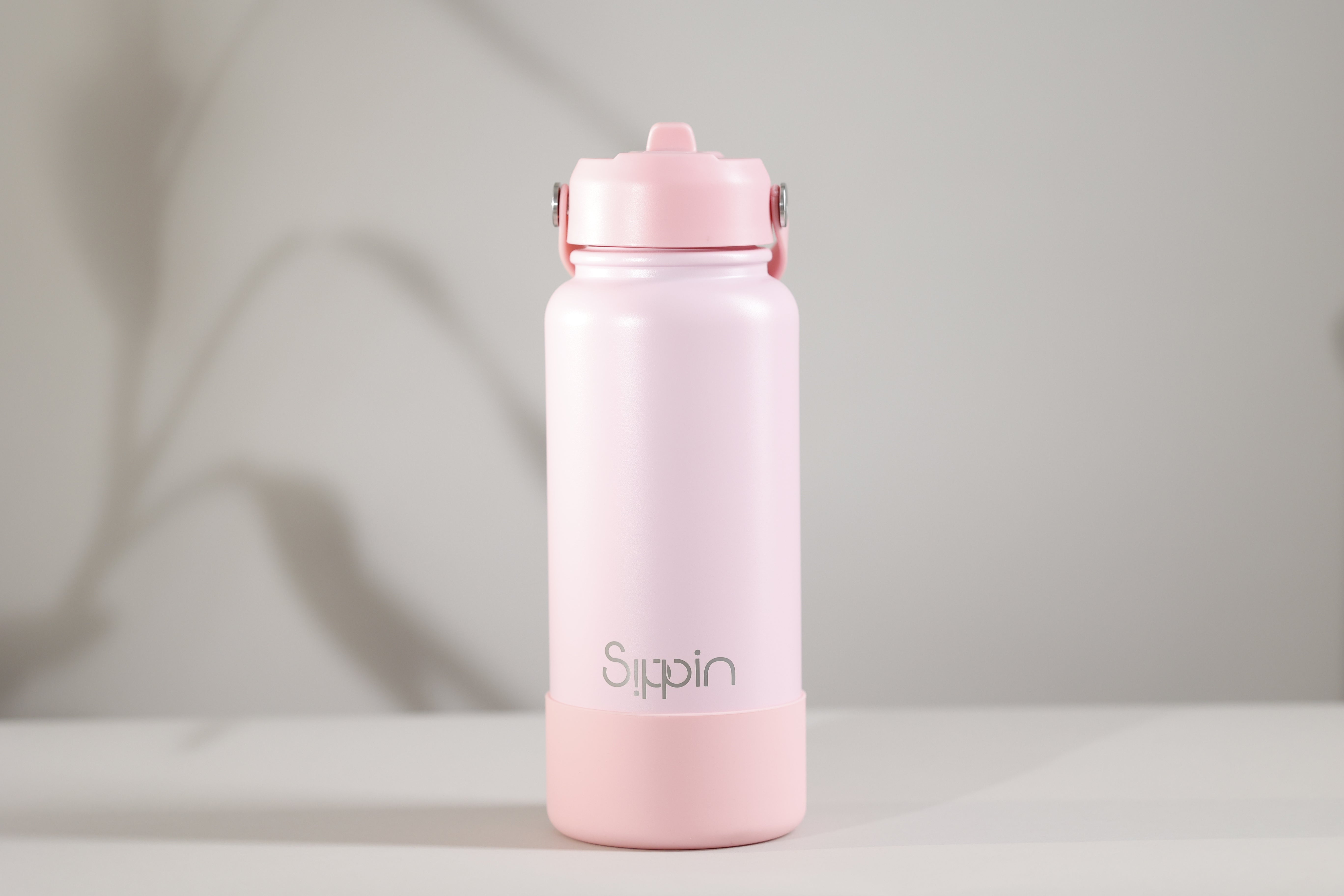 Sipping leakproof bottle’s