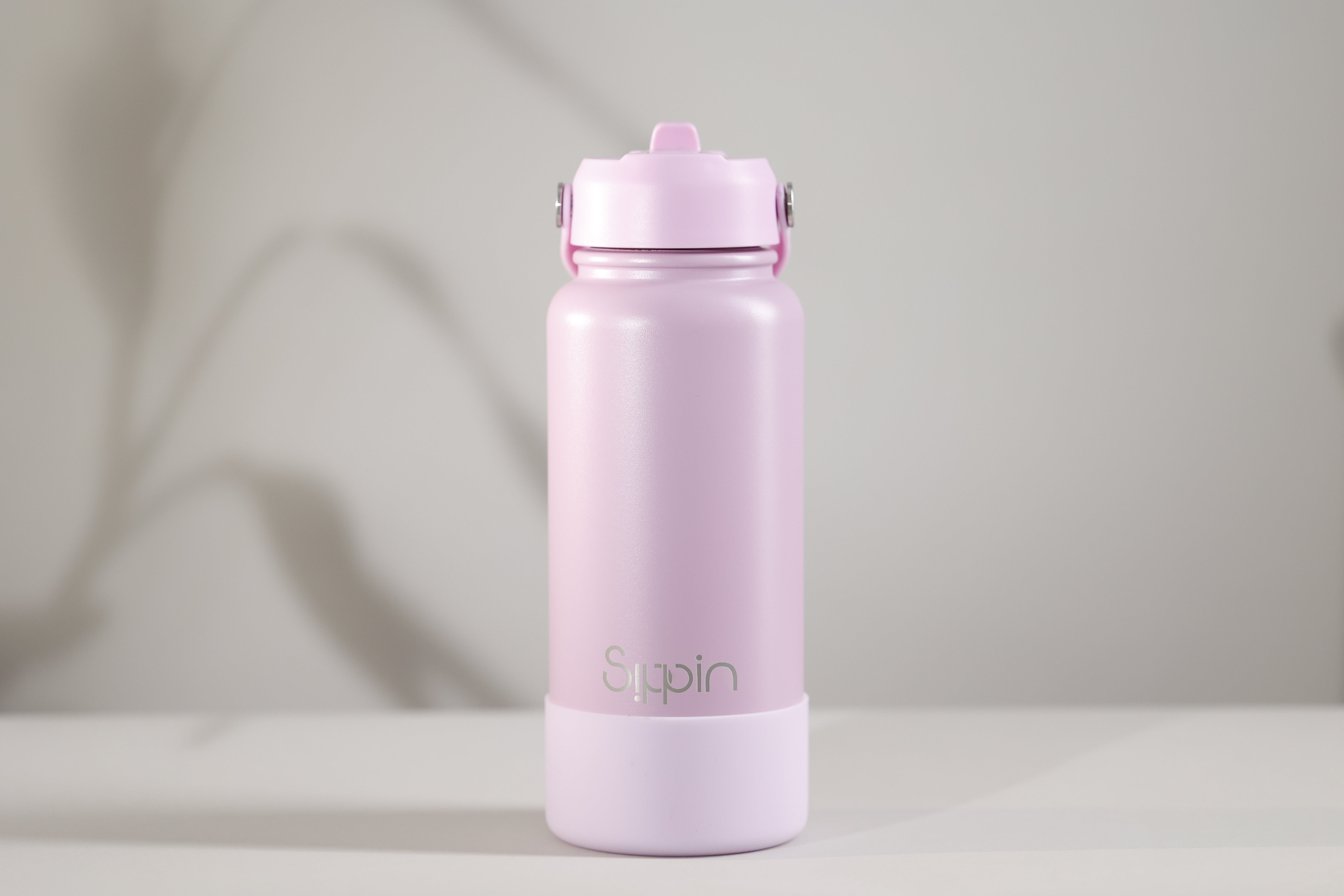 Sipping leakproof bottle’s